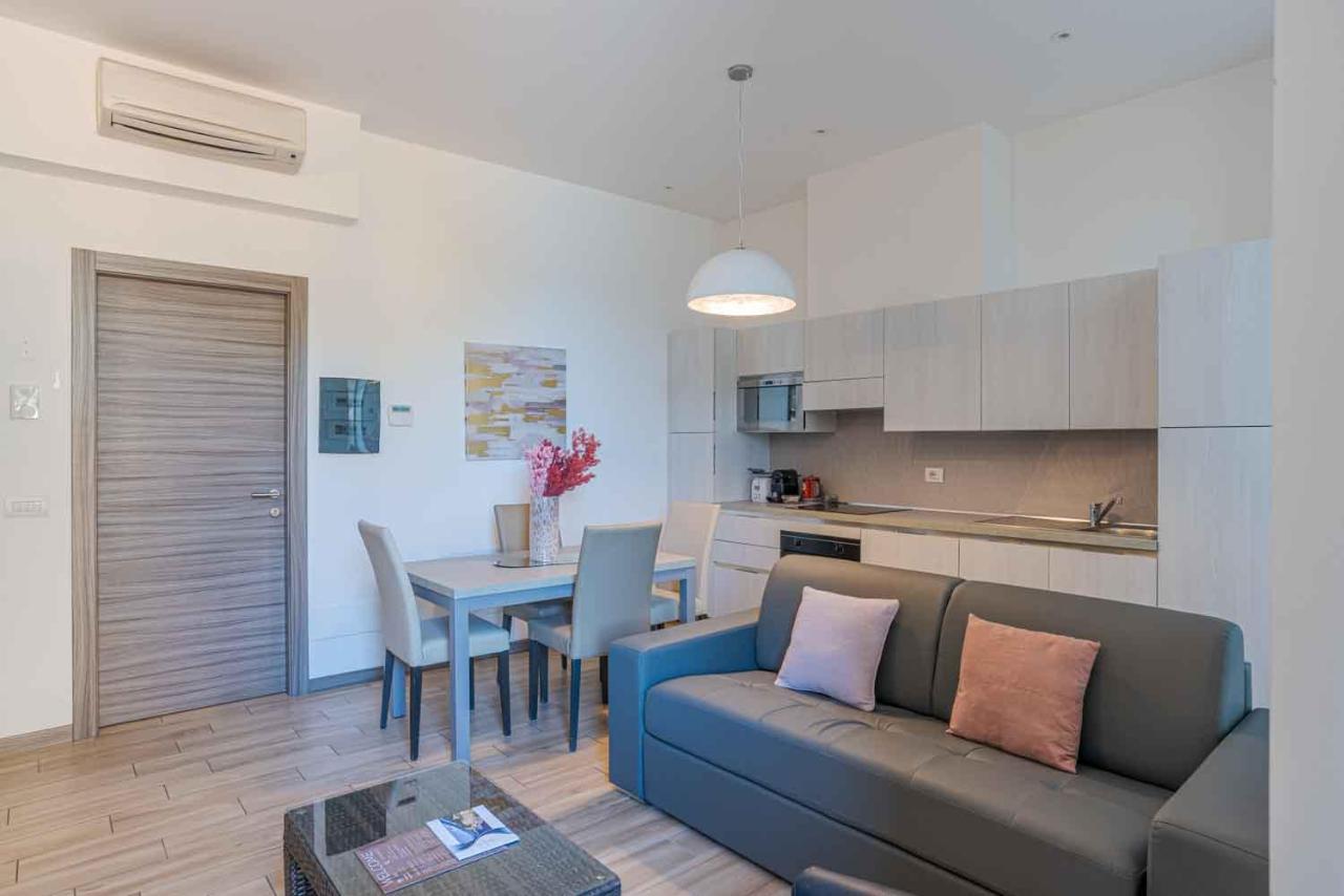 Maioliche Apartments Griante Cadenabbia Exterior photo